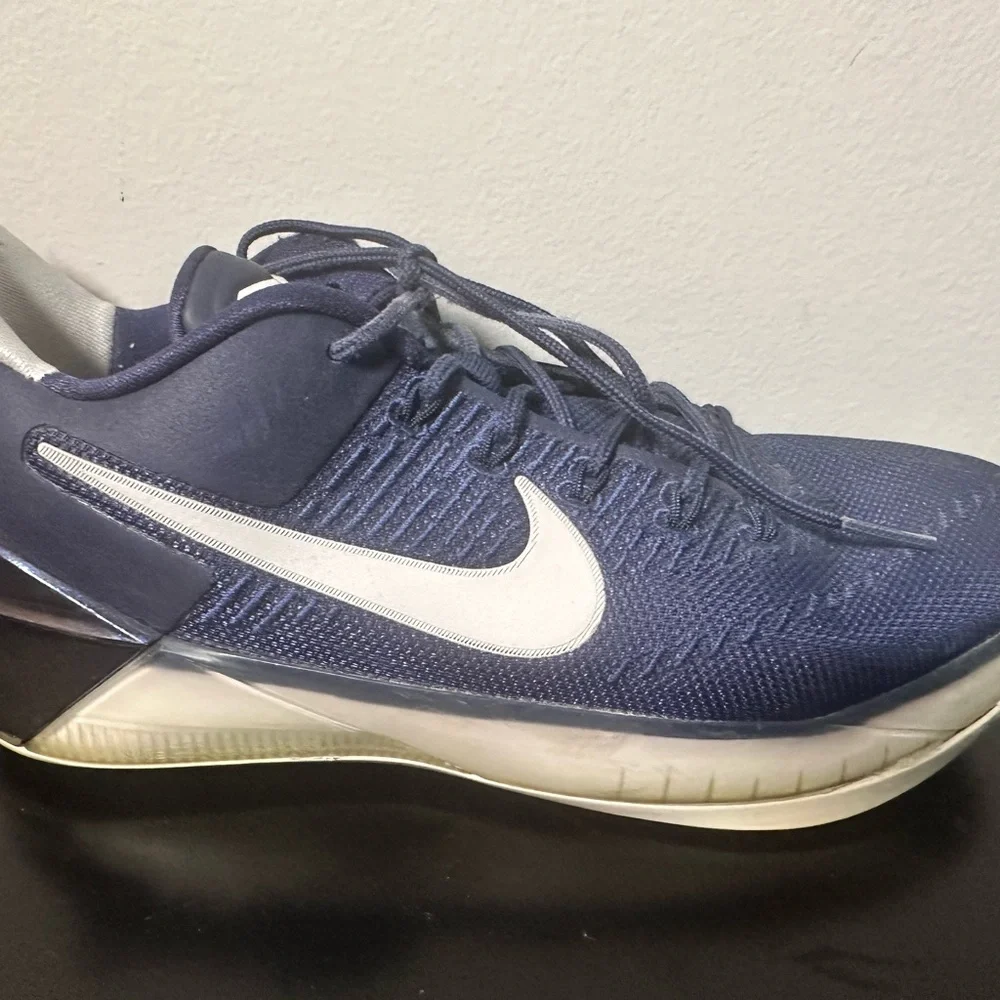 Nike Kobe AD Midnight Navy. Size 7Y. - Preowned